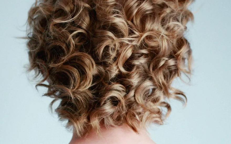 fade-lockiges-haar