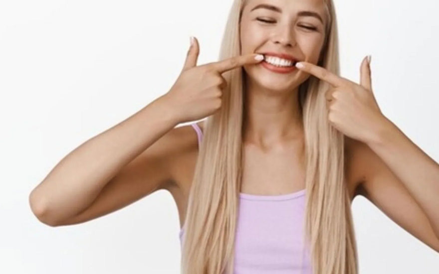 frisur-mit-blondiertem-haar